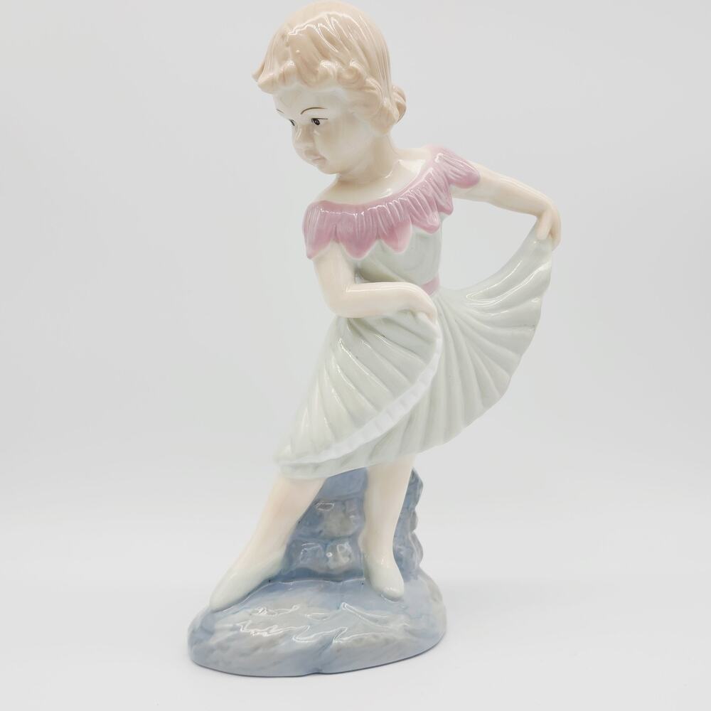 Raffles Porcelain Ballerina Girl Figurine Canada CDF Vintage 10"